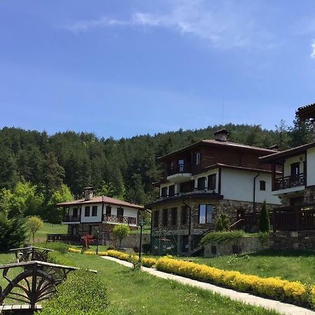 Хотел Планински Кът Dorkovo Exteriör bild