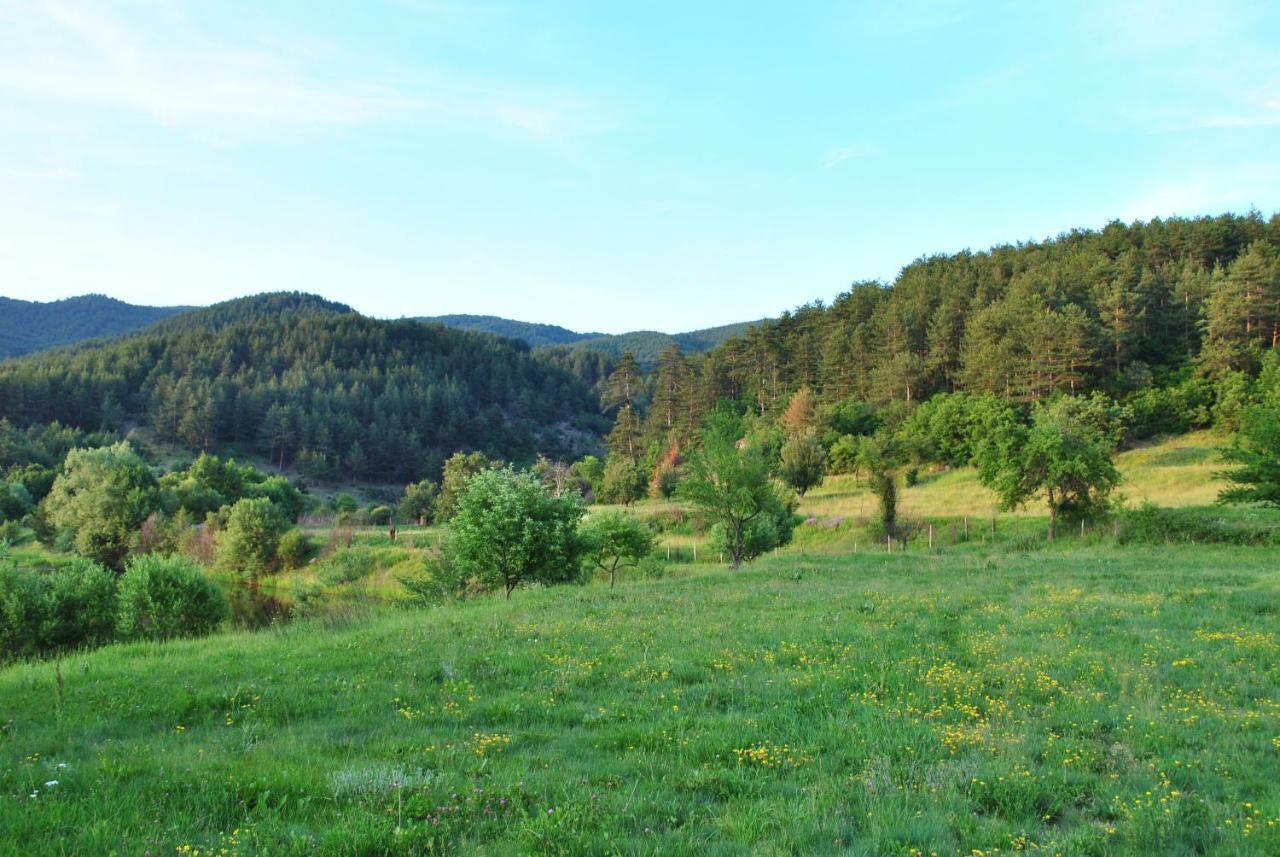 Хотел Планински Кът Dorkovo Exteriör bild